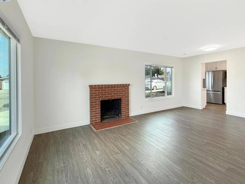 Castro Valley, CA 94546,22108 Moyers St