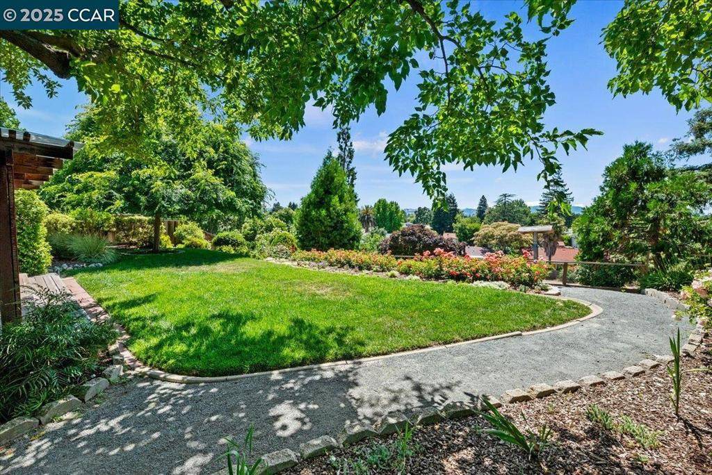 Walnut Creek, CA 94598,681 Rock Oak Rd