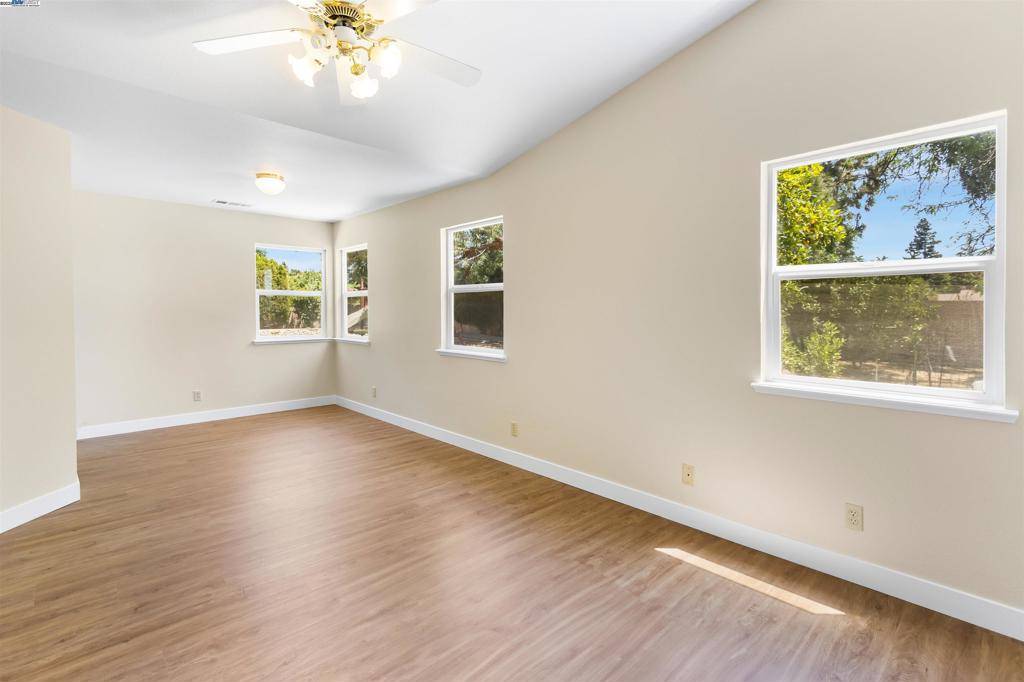 Merced, CA 95340,5974 Hillcrest Rd