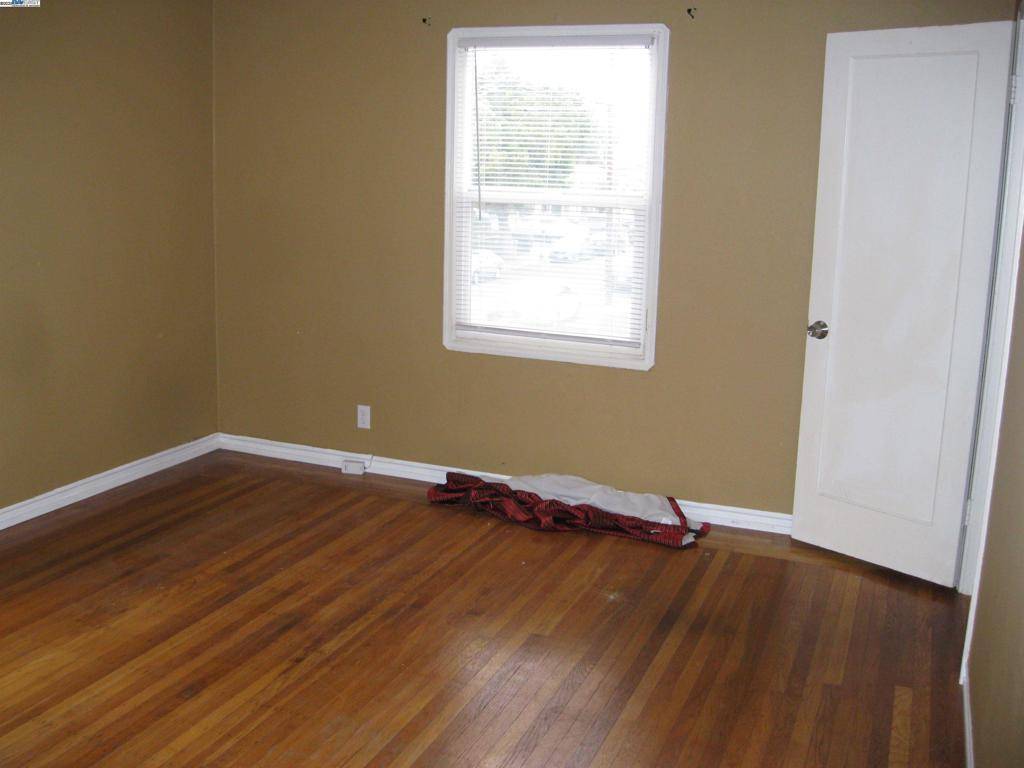 Oakland, CA 94605,2421 Ritchie St