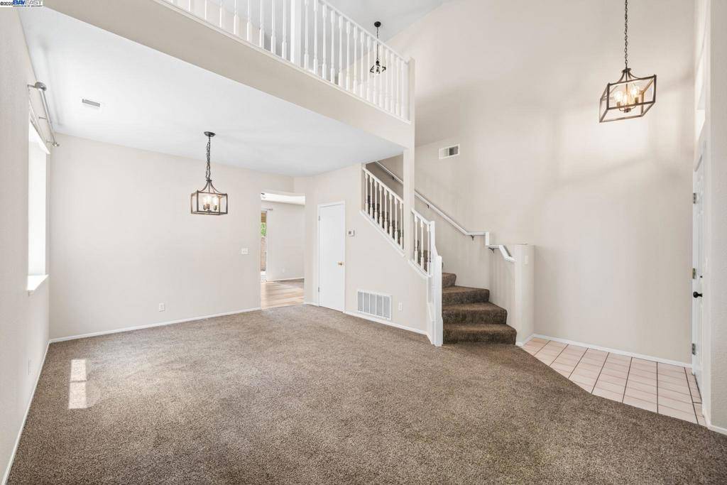 Tracy, CA 95376,1970 Knollcrest Ln