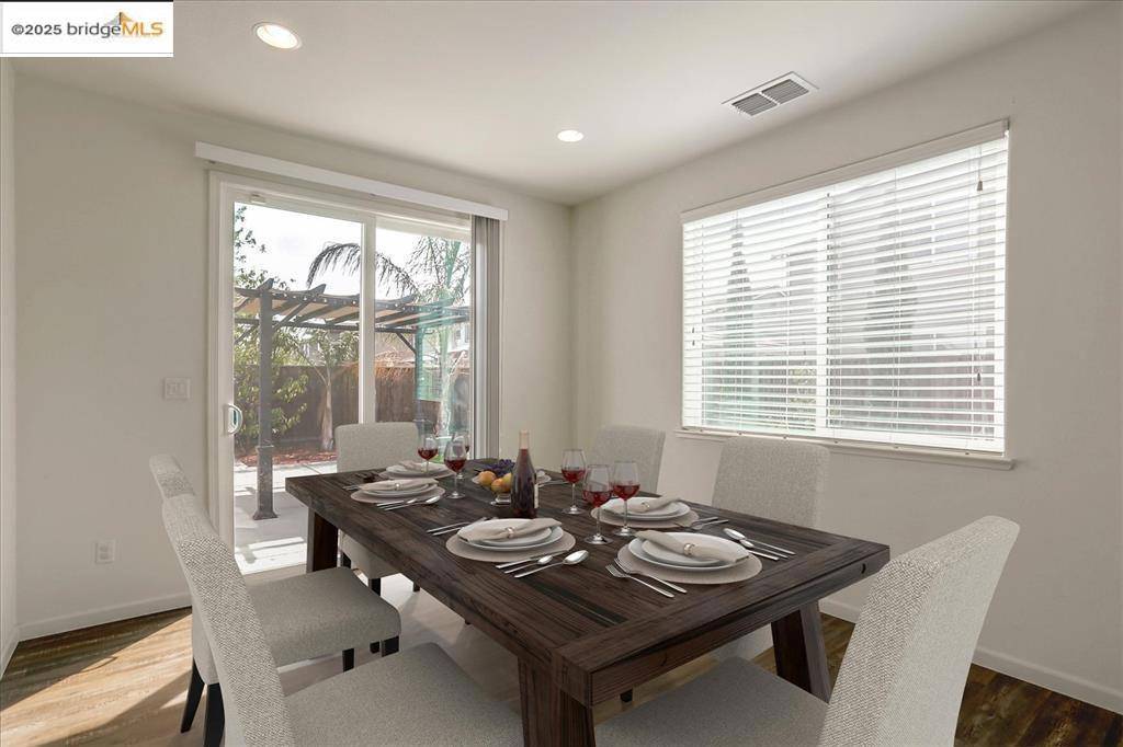 Oakley, CA 94561-3066,809 BLUESTONE DR