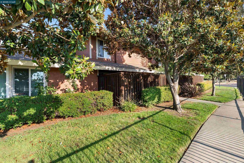 Concord, CA 94520,2005 Olivera Rd #C