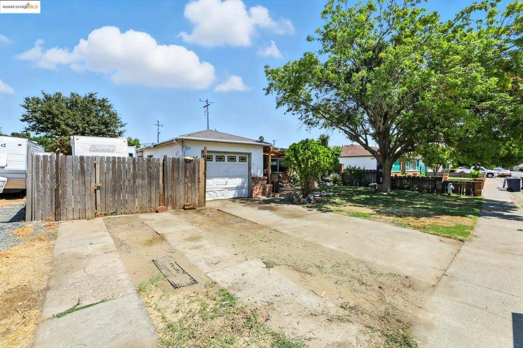 Isleton, CA 95641,27 4th Avenue