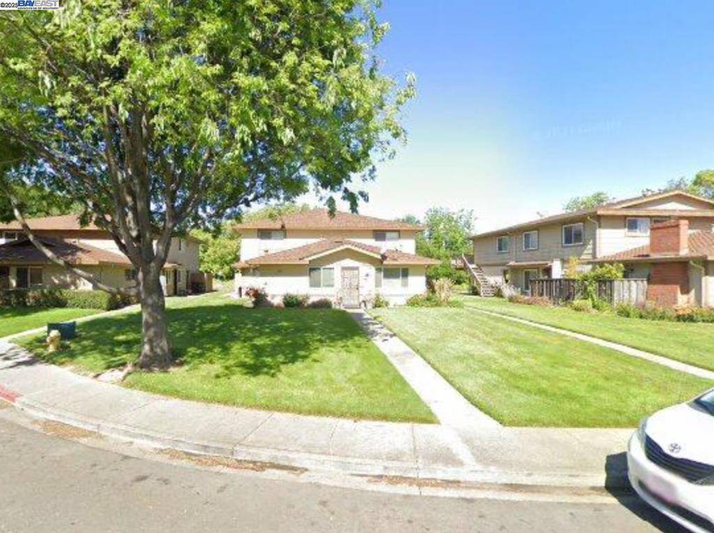 Union City, CA 94587,2155 Eric Ct #3