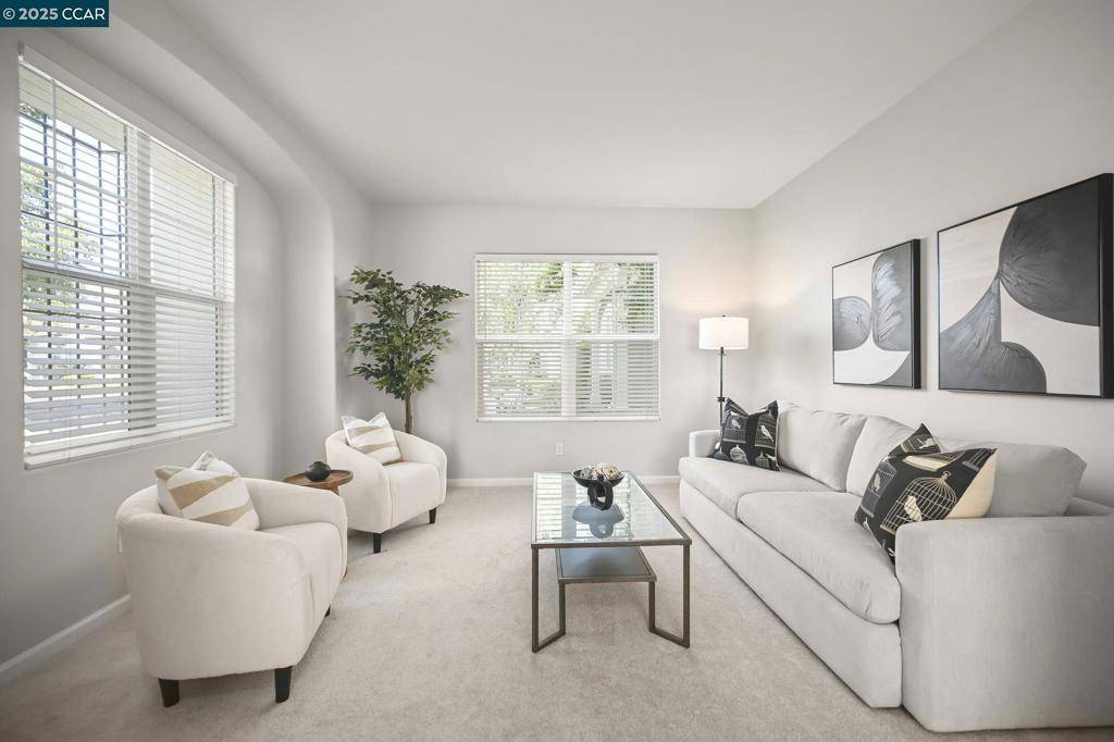 San Ramon, CA 94582,2371 Magnolia Bridge Dr