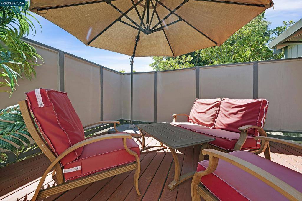 Martinez, CA 94553,1496 Ashwood Dr