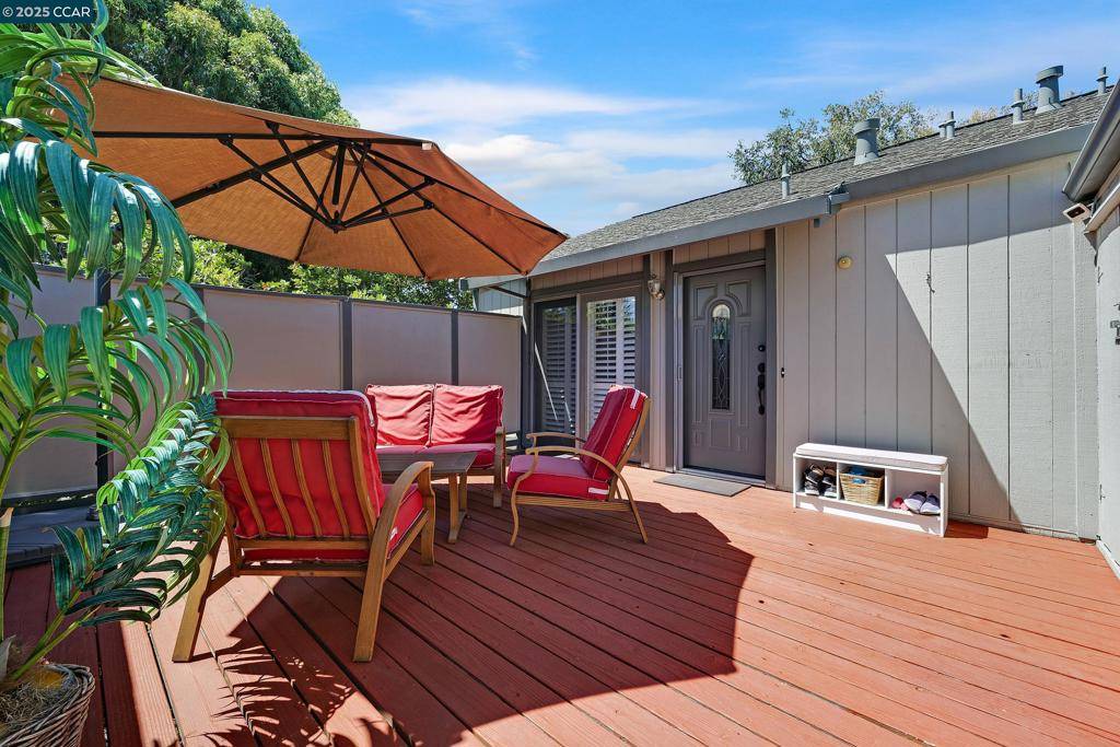 Martinez, CA 94553,1496 Ashwood Dr