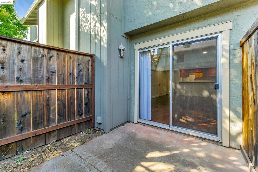 Concord, CA 94521,5333 Park Highlands Blvd #42