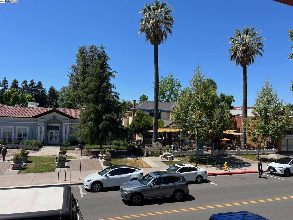 Pleasanton, CA 94566,610 Main St