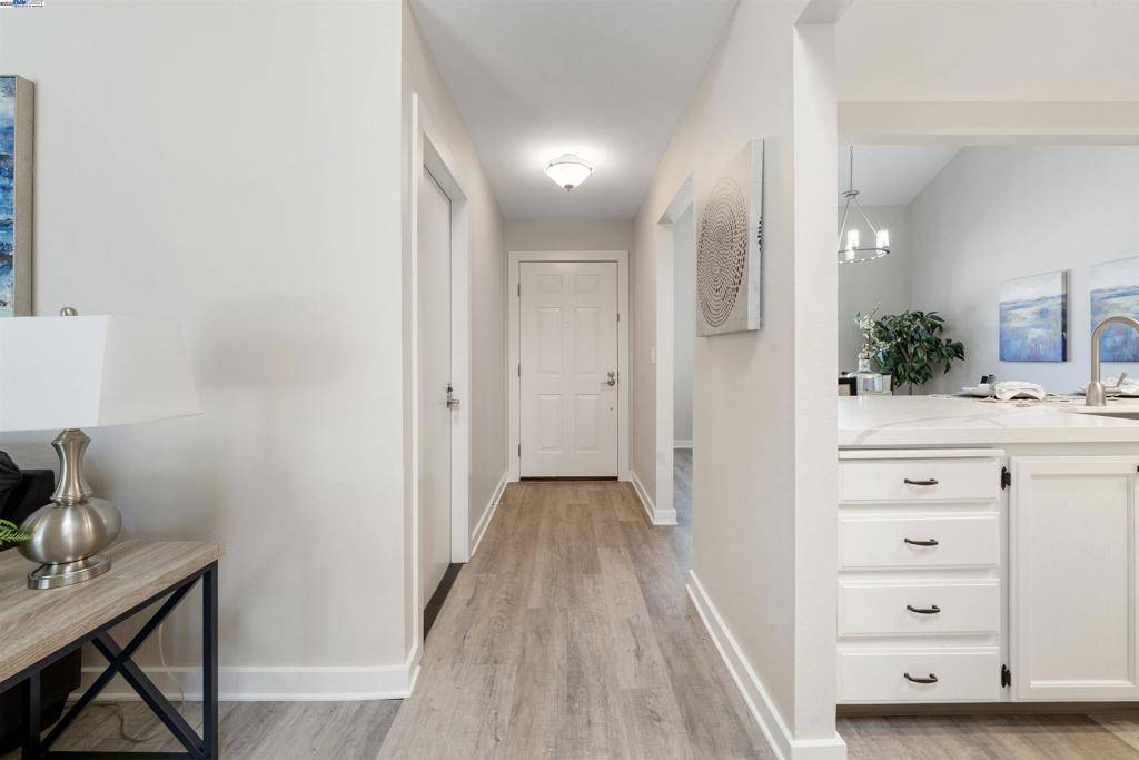 Pleasanton, CA 94566,236 Tomas Way