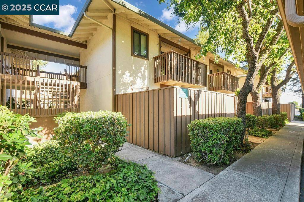 Antioch, CA 94509-3143,1701 Mahogany Way #40