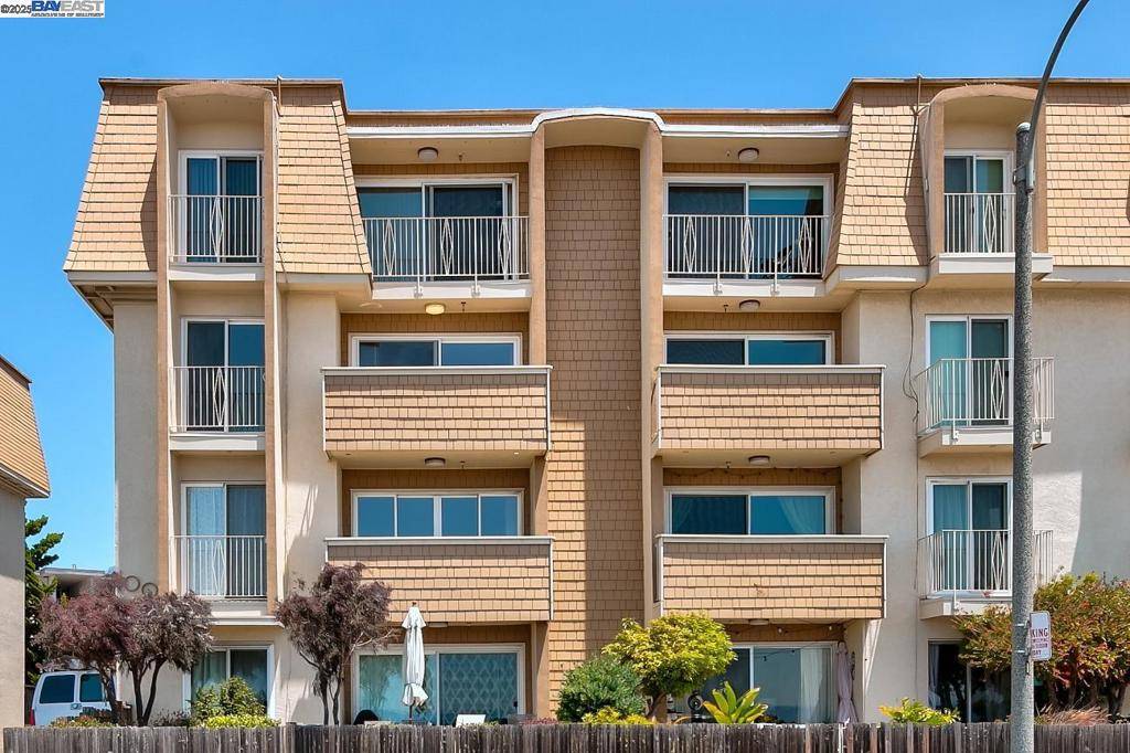 Alameda, CA 94501,1001 Shoreline Dr #301