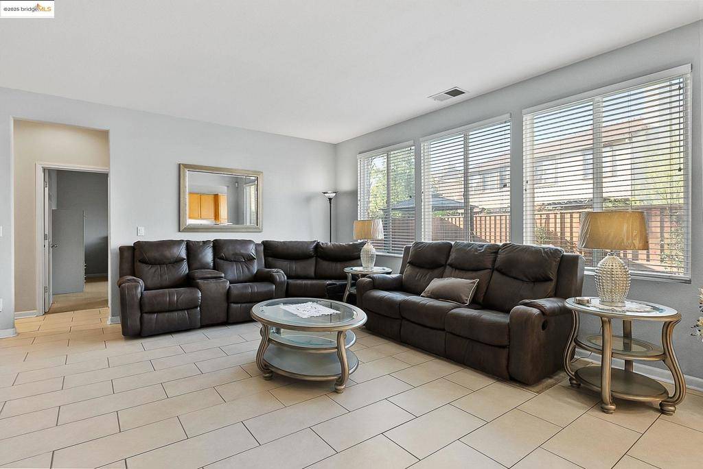 Discovery Bay, CA 94505,217 Dorchester Ct