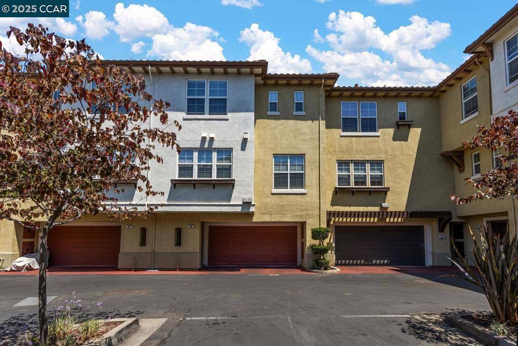 Pleasant Hill, CA 94523,26 Warhol Way
