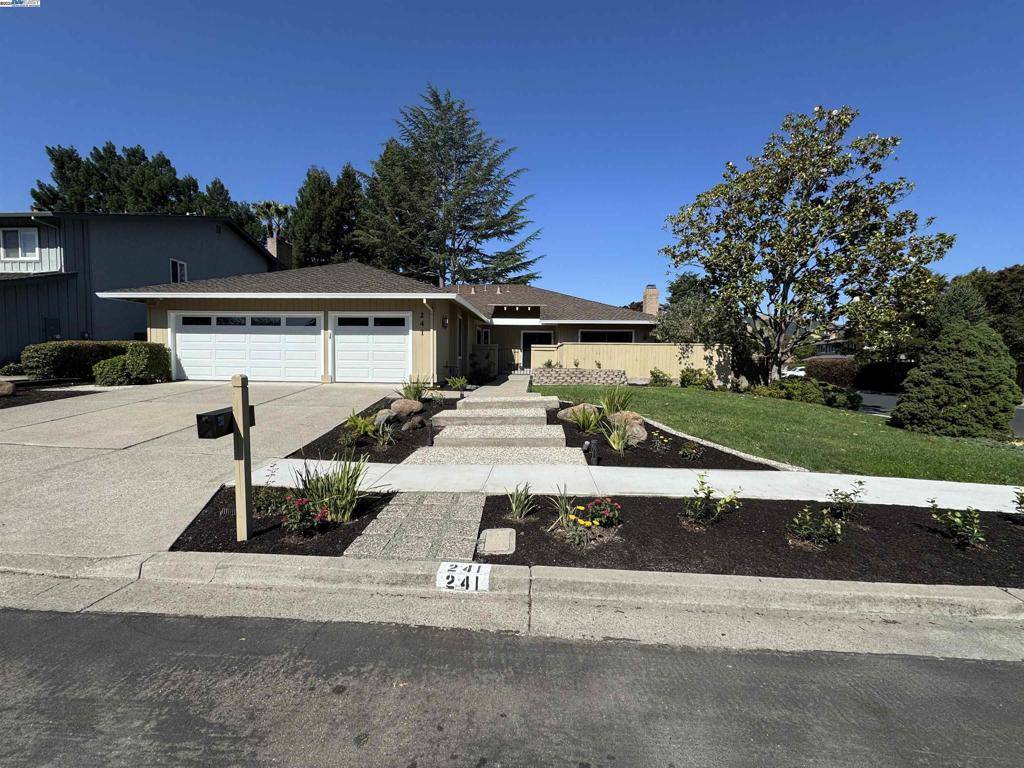Danville, CA 94526,241 Belaire Ct