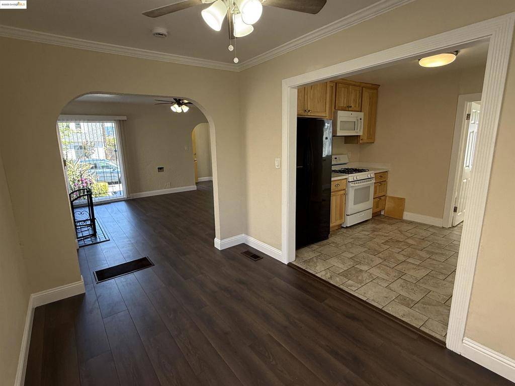 Oakland, CA 94603,1806 105Th Ave