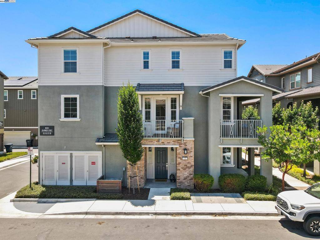 Livermore, CA 94551,131 Apricot St