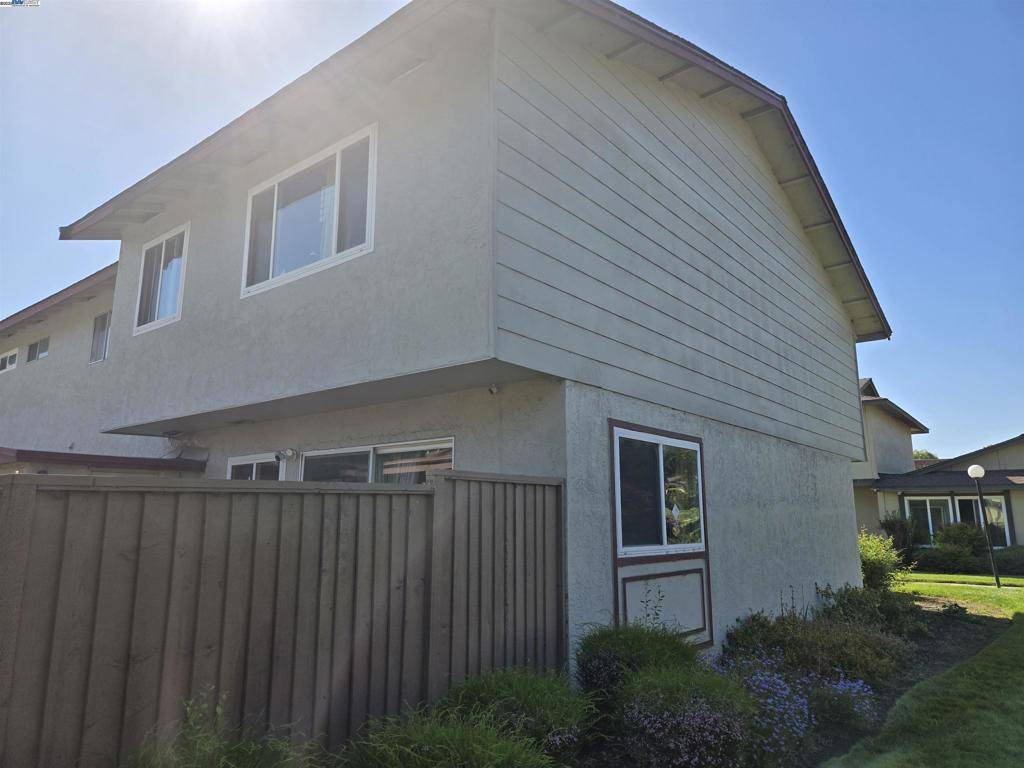 Fremont, CA 94555,34179 Bowling Green Cmn
