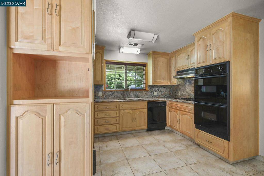 Concord, CA 94518,928 Sassel Ave