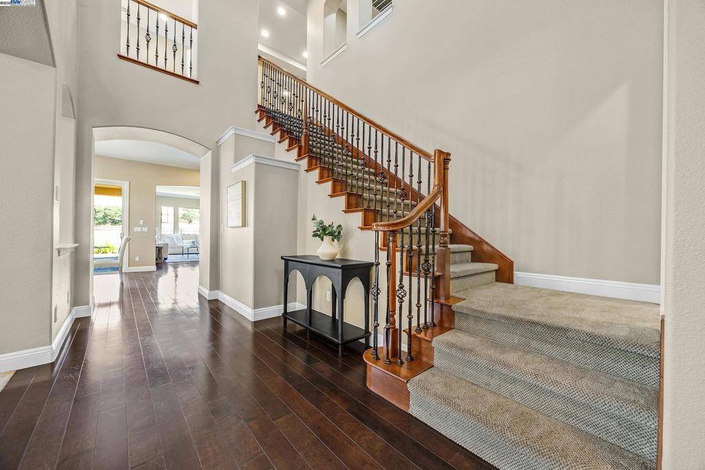 Danville, CA 94506,1359 Monterosso St
