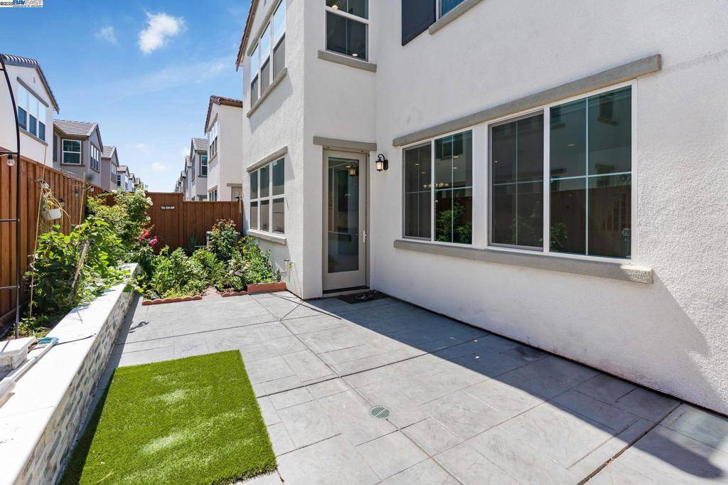 Mountain House, CA 95391,164 E Calder Dr