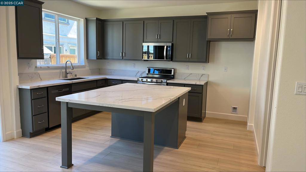 Fairfield, CA 94534,828 Crescendo Street