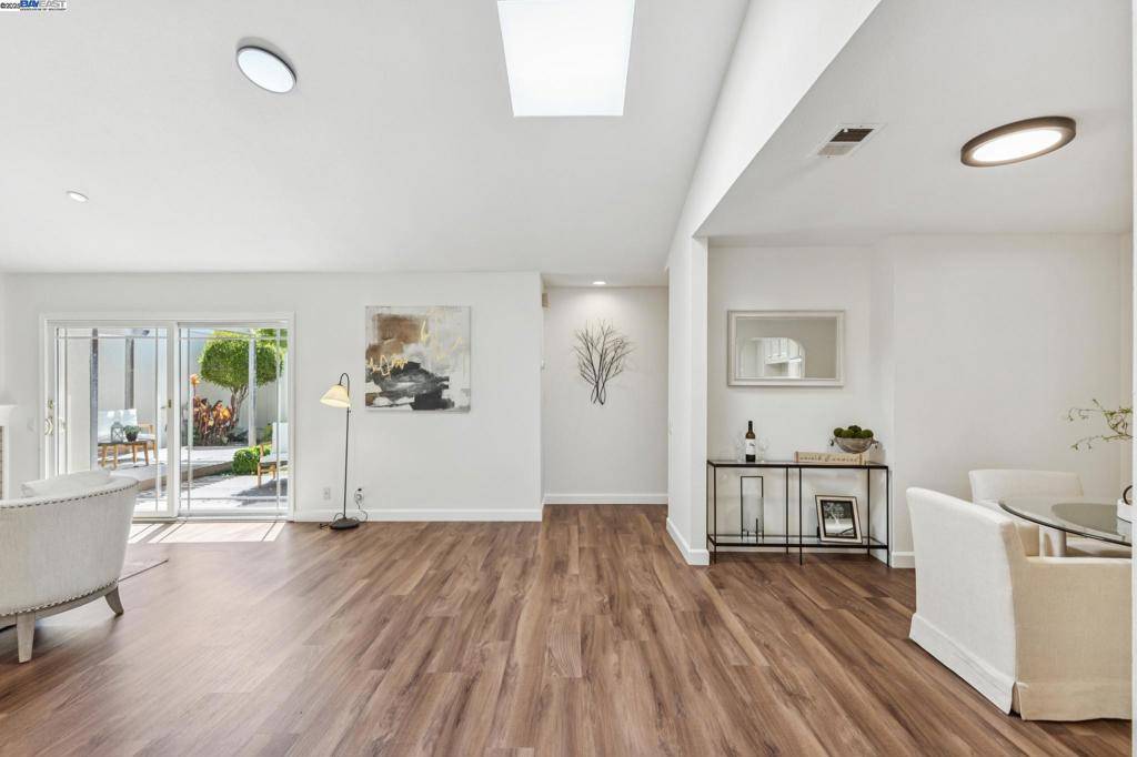 Pleasanton, CA 94566,4067 Peregrine Way