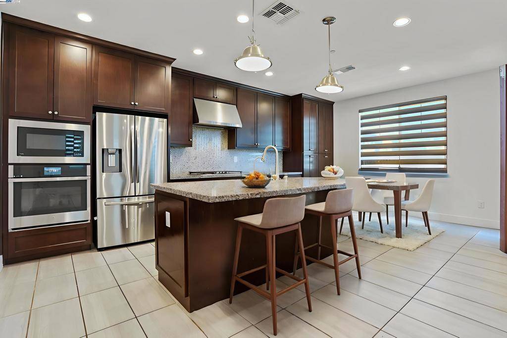Mountain House, CA 95391,1205 S Ross Ct
