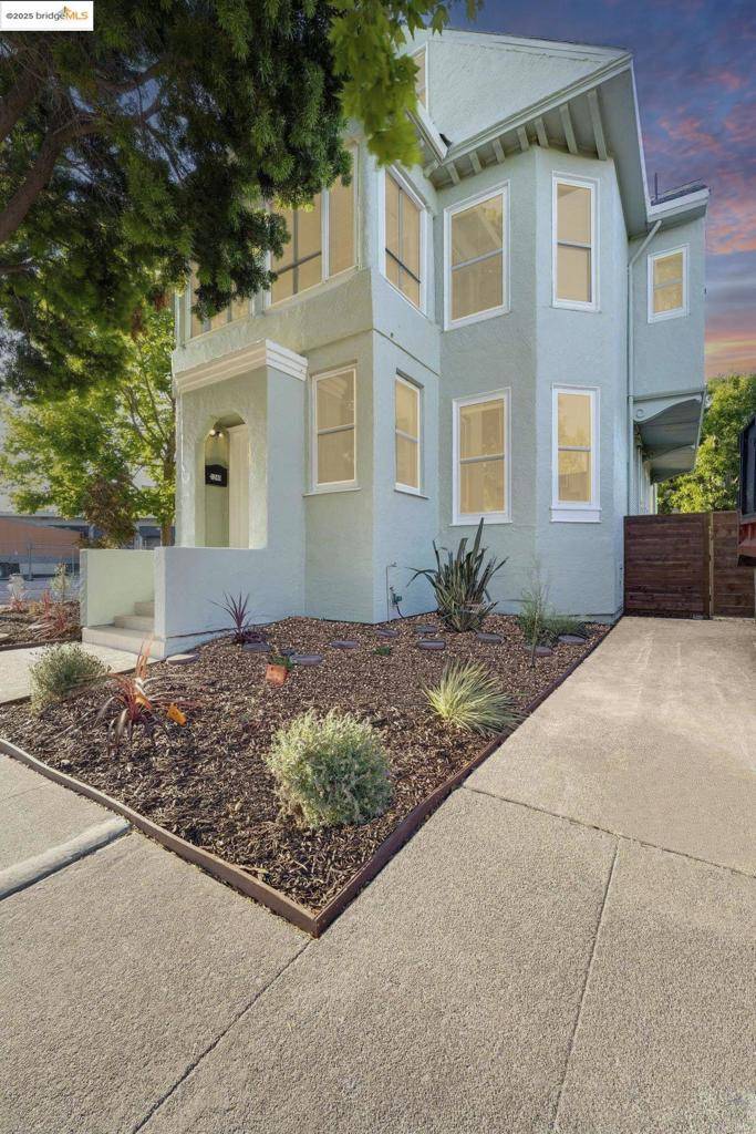 Oakland, CA 94607,1238 12Th St