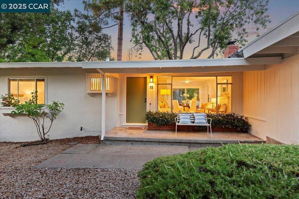 Orinda, CA 94563,32 California Ave
