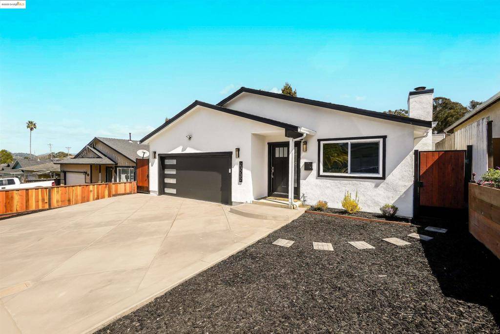 Hayward, CA 94541,23232 Lori Way