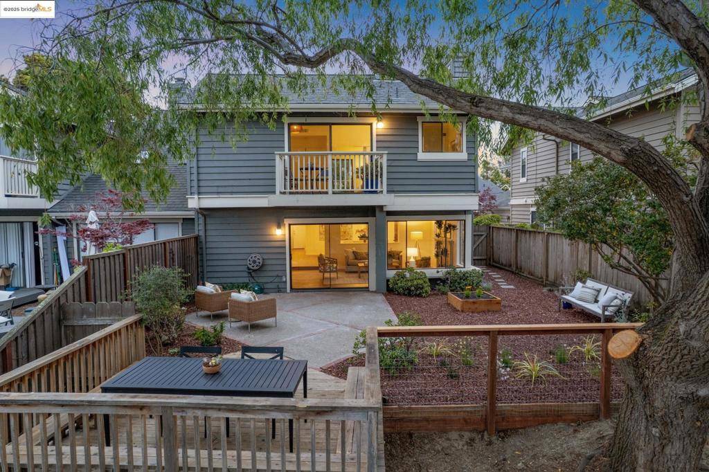 Alameda, CA 94502,14 Purcell Dr