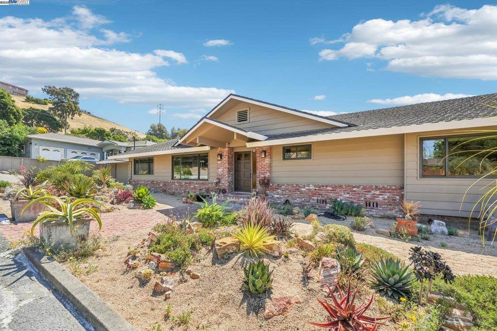 El Sobrante, CA 94803,24 Archery Ct