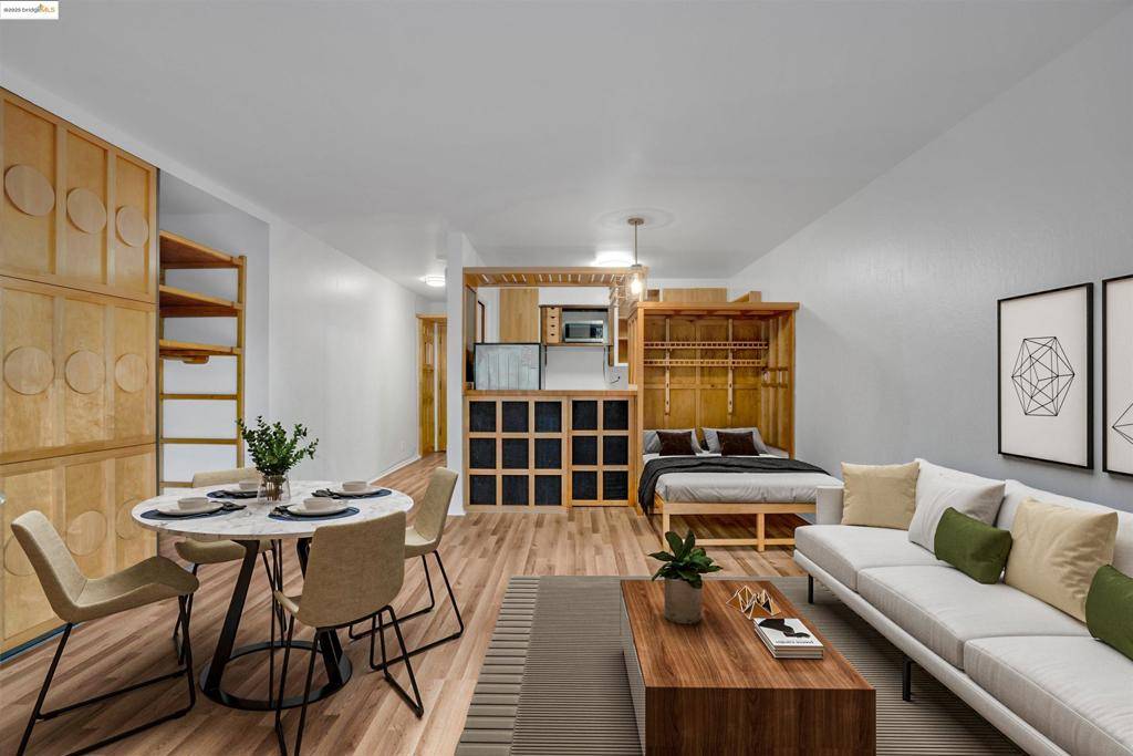 Oakland, CA 94610,425 Orange St #210