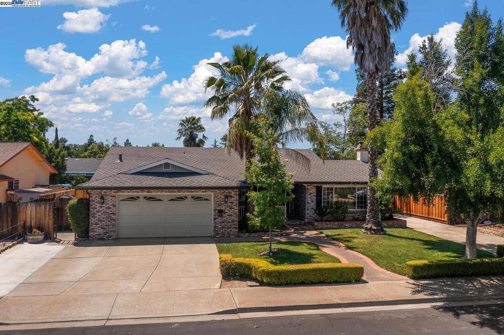 Livermore, CA 94550,1043 Vienna St
