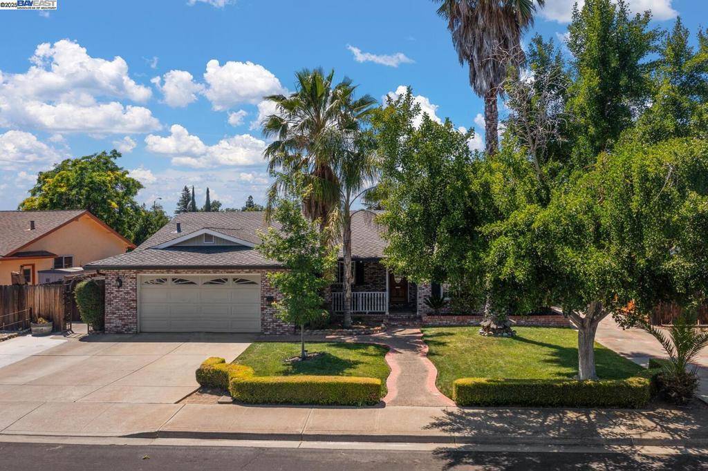 Livermore, CA 94550,1043 Vienna St