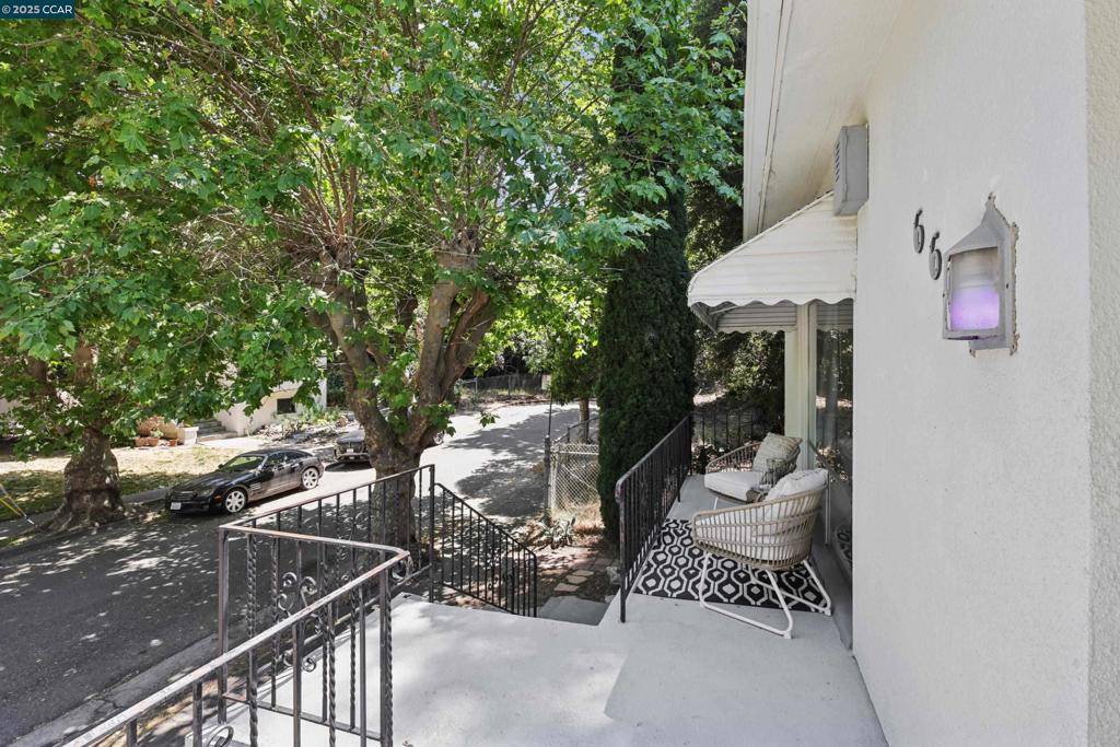 Oakland, CA 94610,661 Brookwood Pl