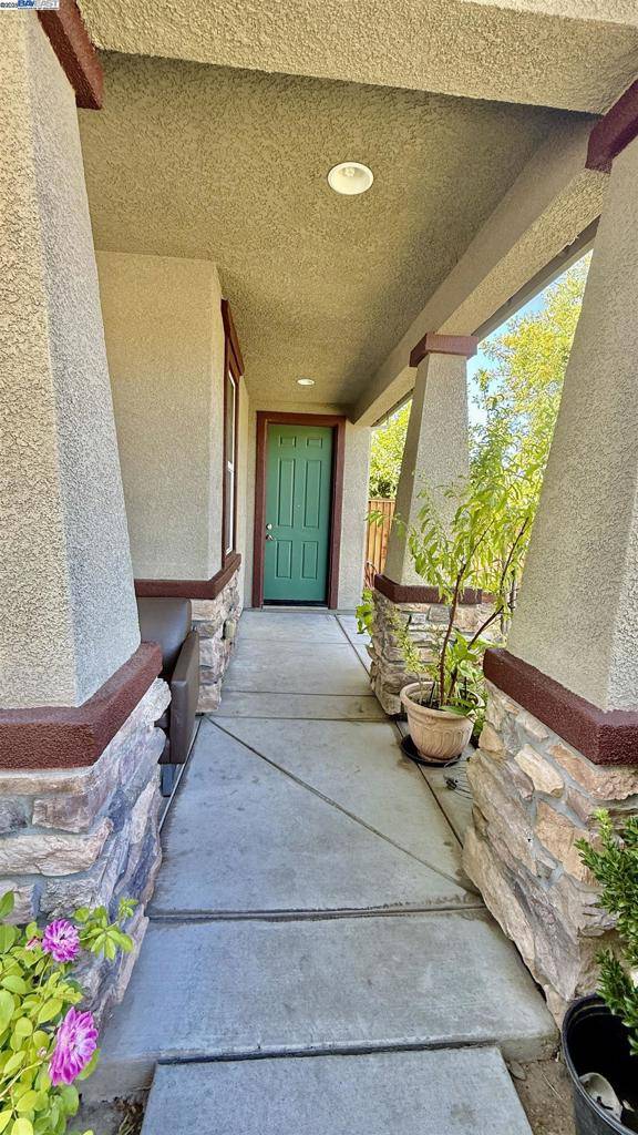Manteca, CA 95337,1431 PACO WAY