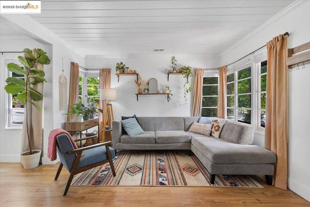 Oakland, CA 94602,3148 Sylvan Ave