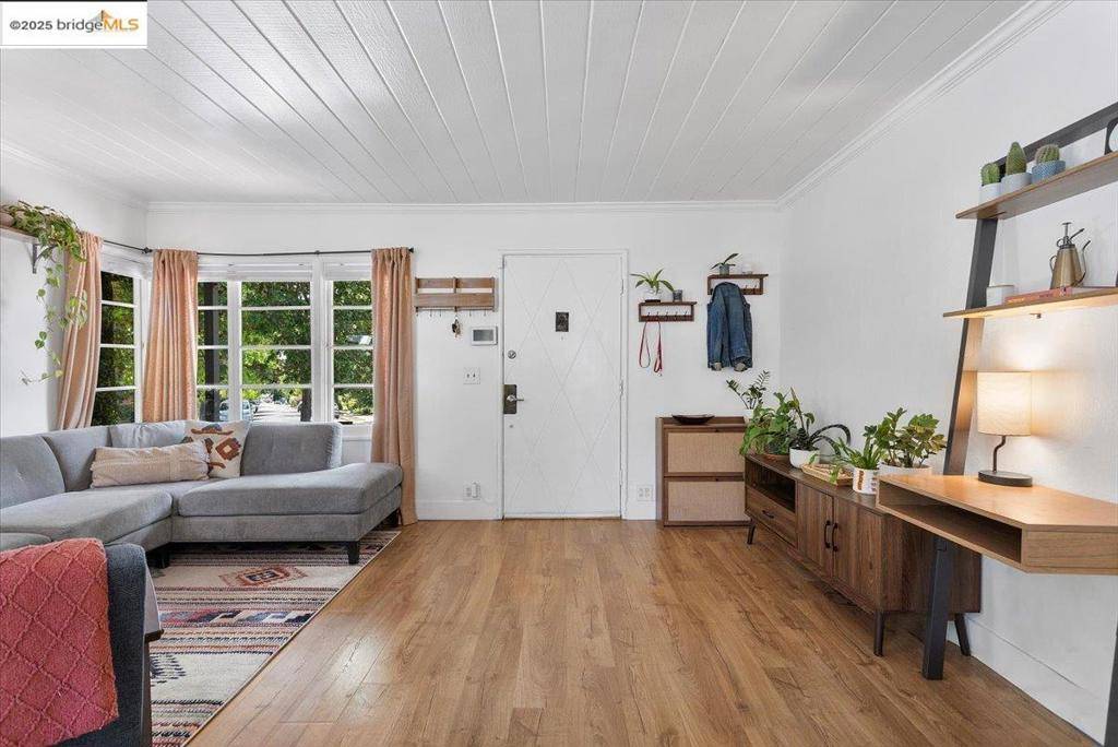 Oakland, CA 94602,3148 Sylvan Ave
