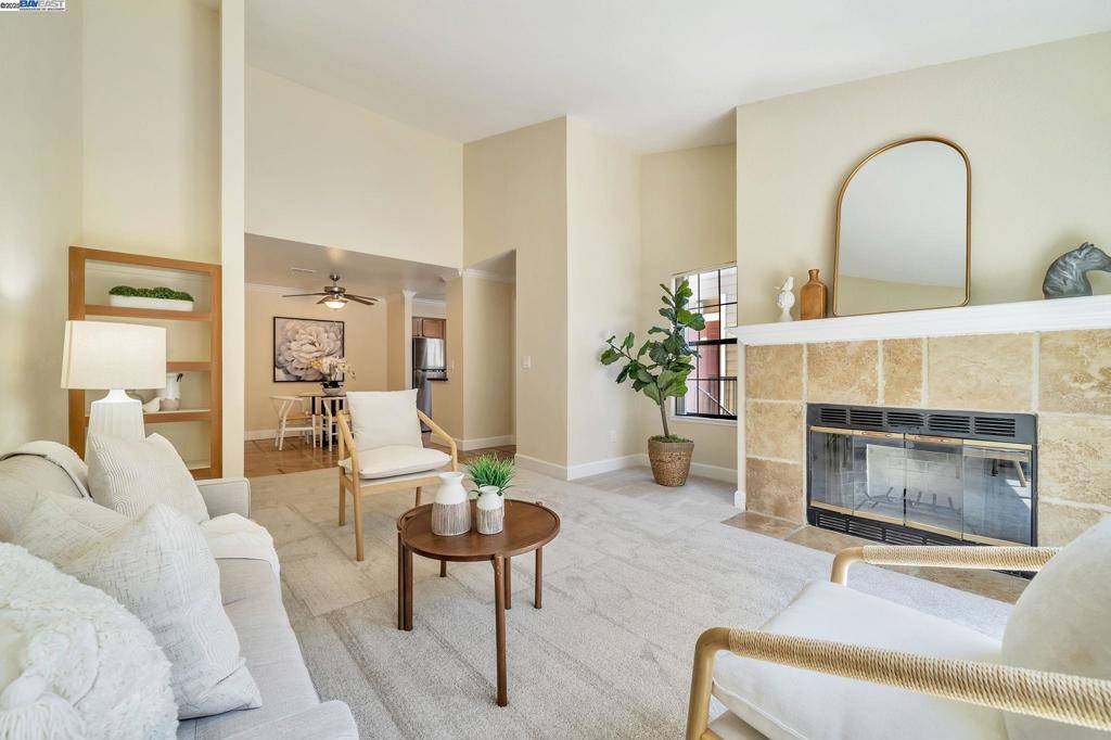 San Ramon, CA 94582,383 Eastridge Dr
