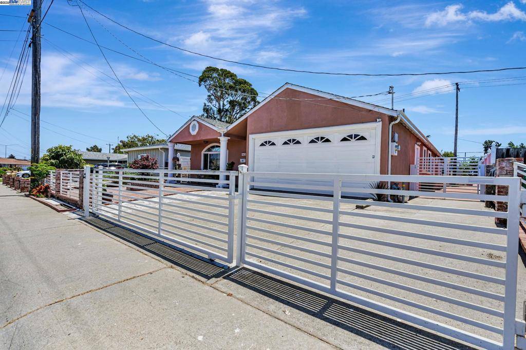 San Leandro, CA 94579,942 Purdue St