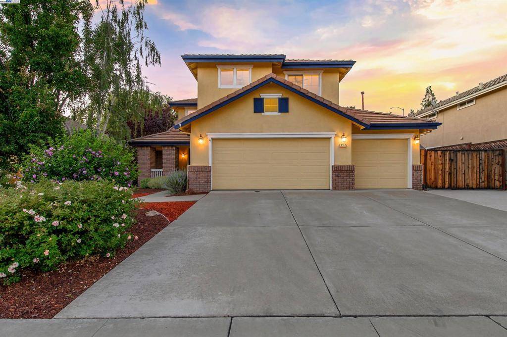 Livermore, CA 94551,3582 Ridgecrest Way