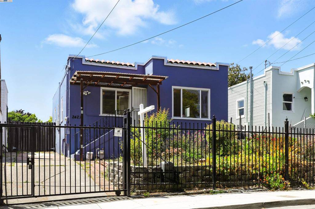 Oakland, CA 94601,2427 34 th Ave