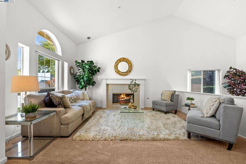Union City, CA 94587,1728 Cottonwood St