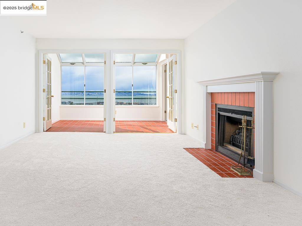 Richmond, CA 94801,1201 Brickyard Way #302