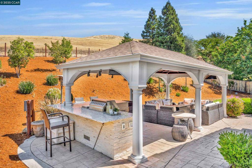 Walnut Creek, CA 94598,3832 Arbolado Dr