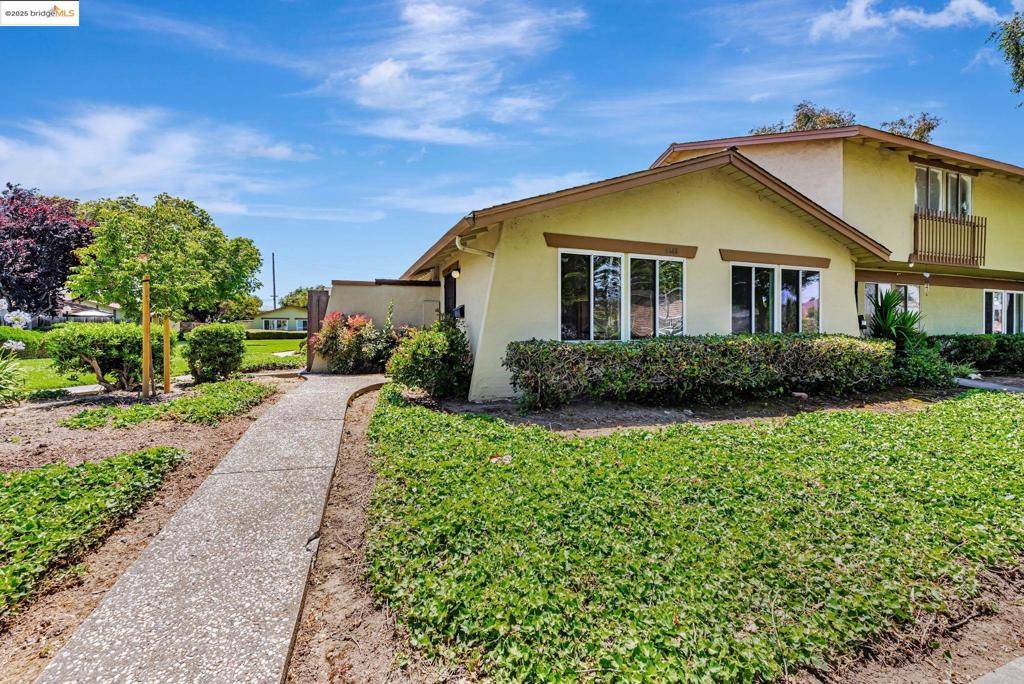 Fremont, CA 94536,4668 Balboa Way