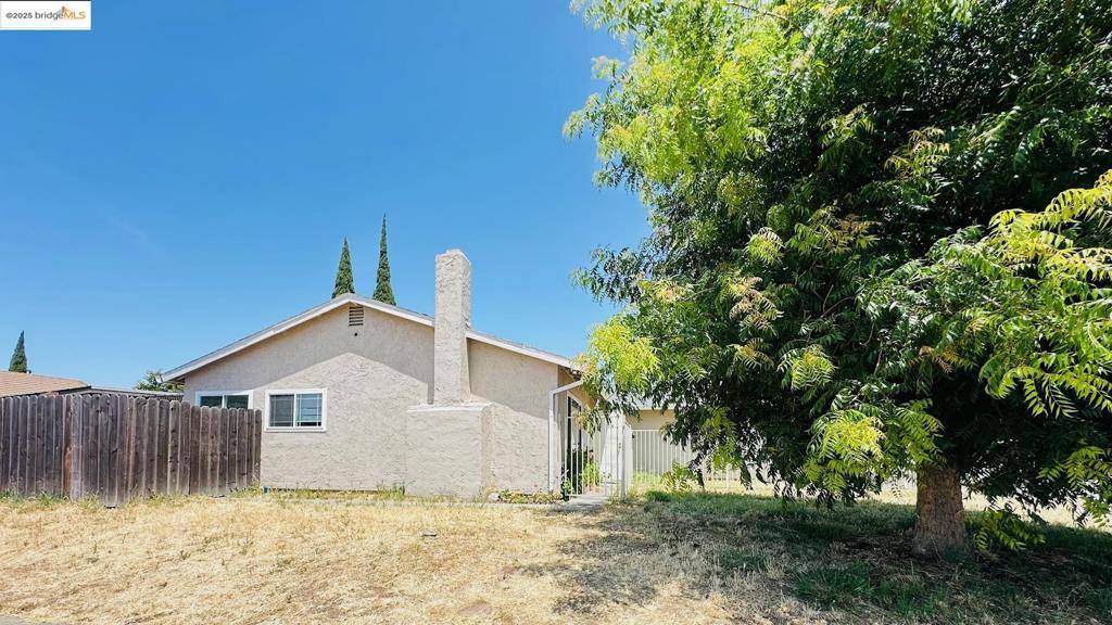 Sacramento, CA 95832,7762 Lytle Street
